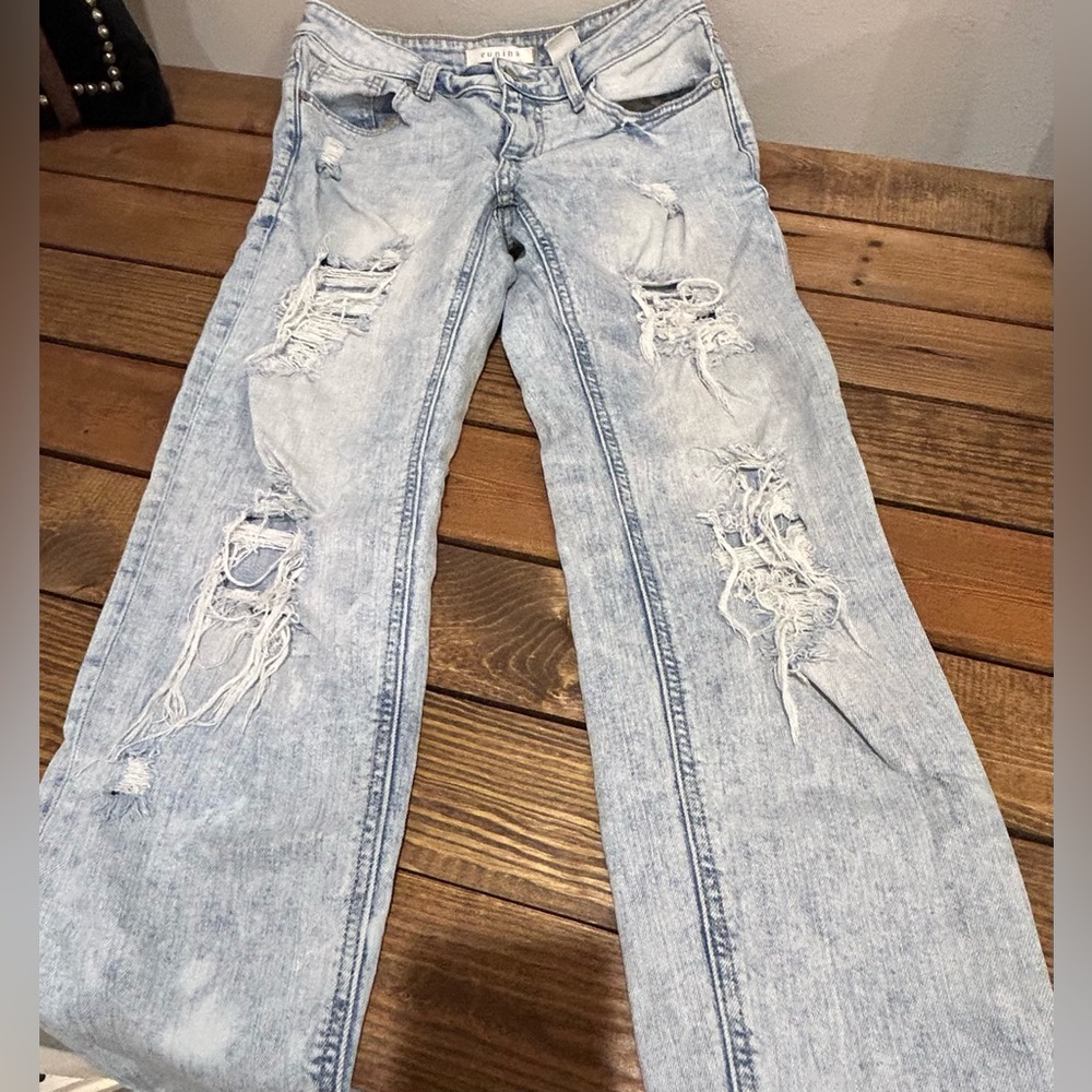 Eunia jeans